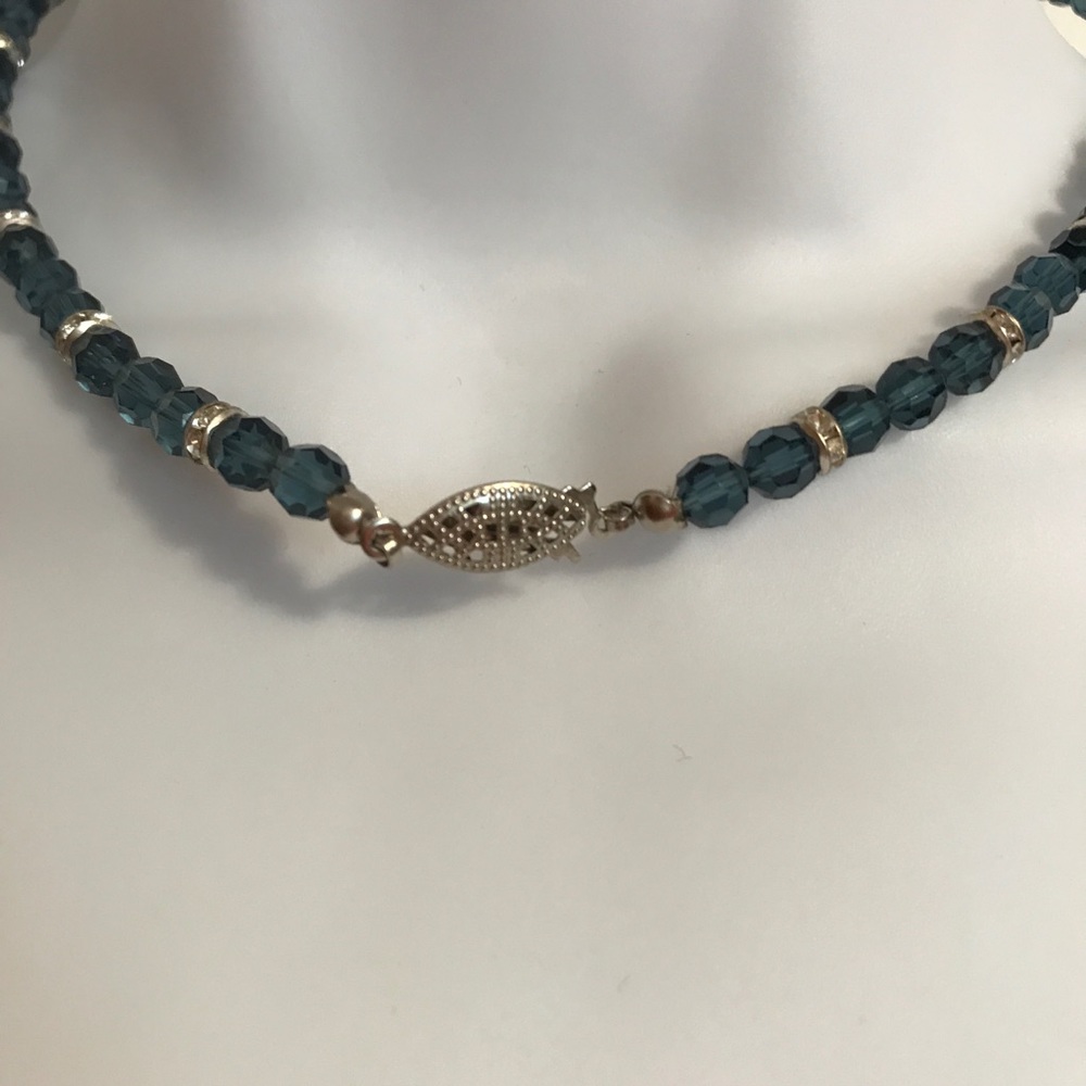 Swarovski Navy Necklace silver accents is NWT - Picture 4 of 6